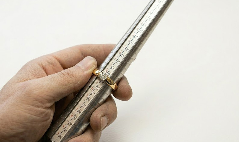 指輪をサイズ直しする際の注意点